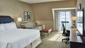 Premium bedding, in-room safe, desk, laptop workspace - DoubleTree by Hilton Burlington Vermont (South Burlington)