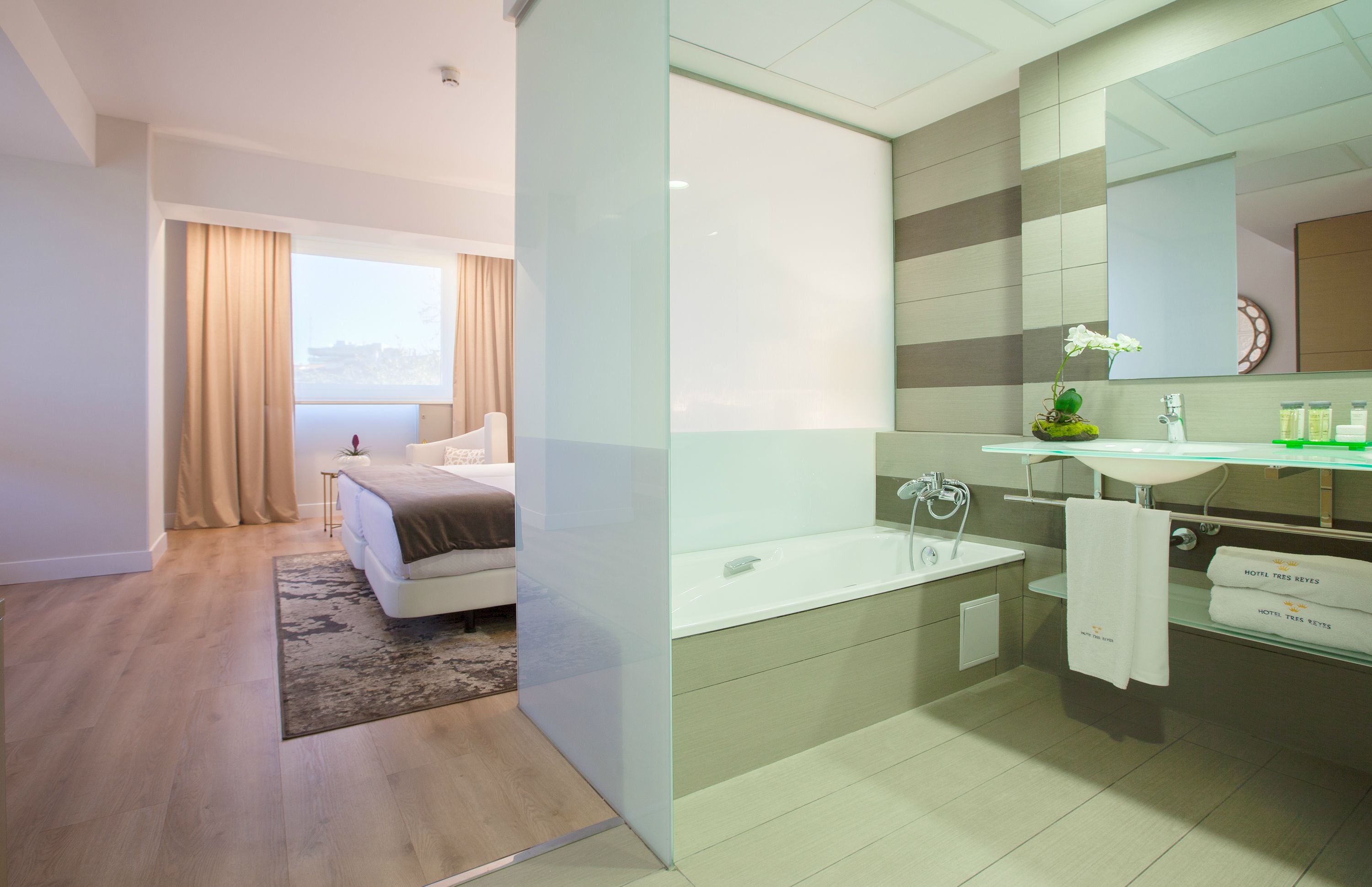 Foto - Hotel Tres Reyes Pamplona