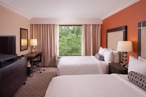 Premium bedding, in-room safe, individually decorated, desk - Delta Hotels by Marriott Orlando Lake Buena Vista (Orlando)