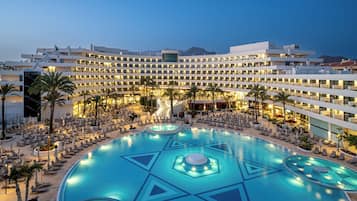 2 outdoor pools, pool umbrellas, pool loungers