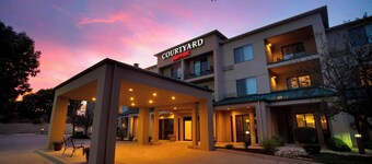 Courtyard Champaign