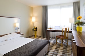 In-room safe, desk, blackout curtains, soundproofing