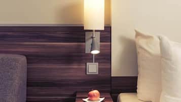 Superior-dobbeltværelse | Pengeskab på værelset, skrivebord, mørklægningsgardiner, lydisolering