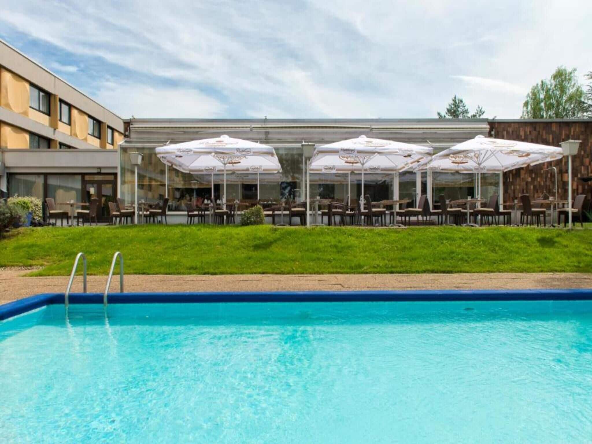 Seasonal outdoor pool