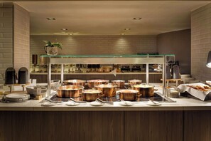 Breakfast and dinner served, British cuisine