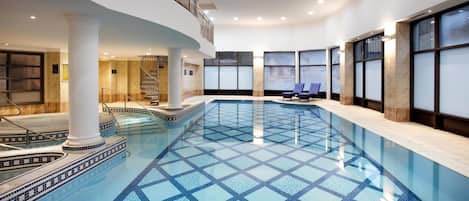 Piscine couverte