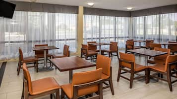 Free daily on-the-go breakfast