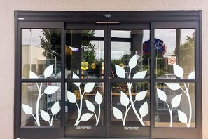 Exterior - Sleep Inn Chattanooga Hamilton Place (Chattanooga)