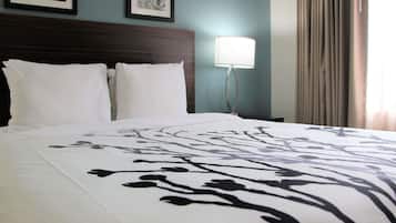 Desk, iron/ironing board, free WiFi, bed sheets