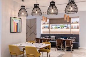 Breakfast, lunch and dinner served - Holiday Inn London - Shepperton by IHG (Shepperton)