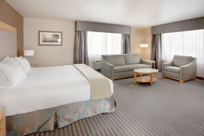 1 bedroom, in-room safe, desk, iron/ironing board