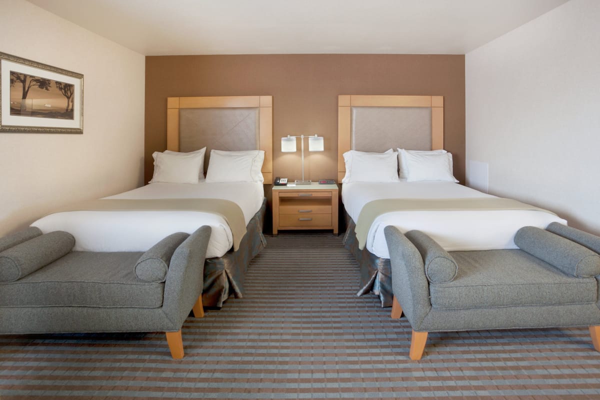 Standard Room, 2 Double Beds