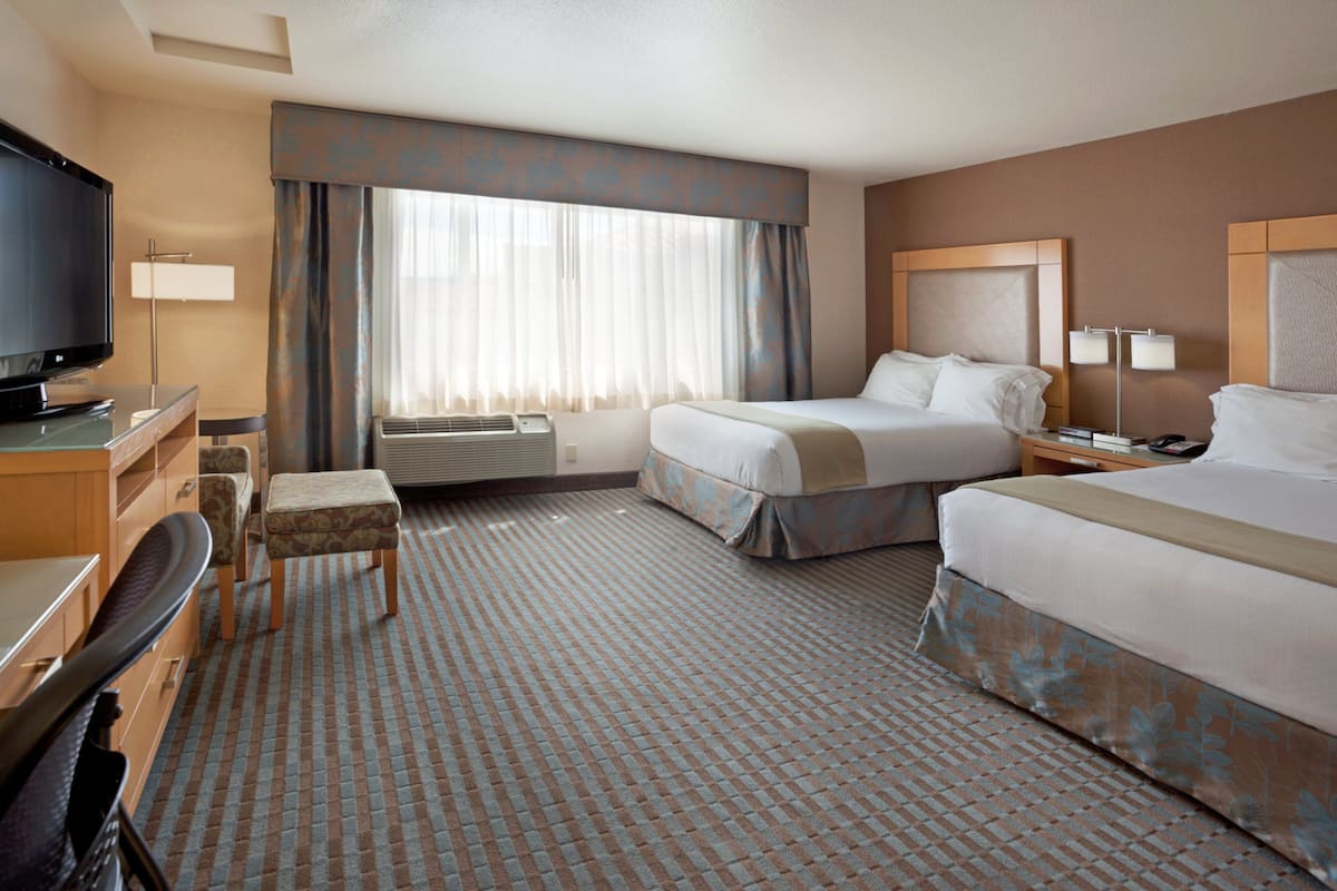 In-room safe, desk, iron/ironing board, free cots/infant beds