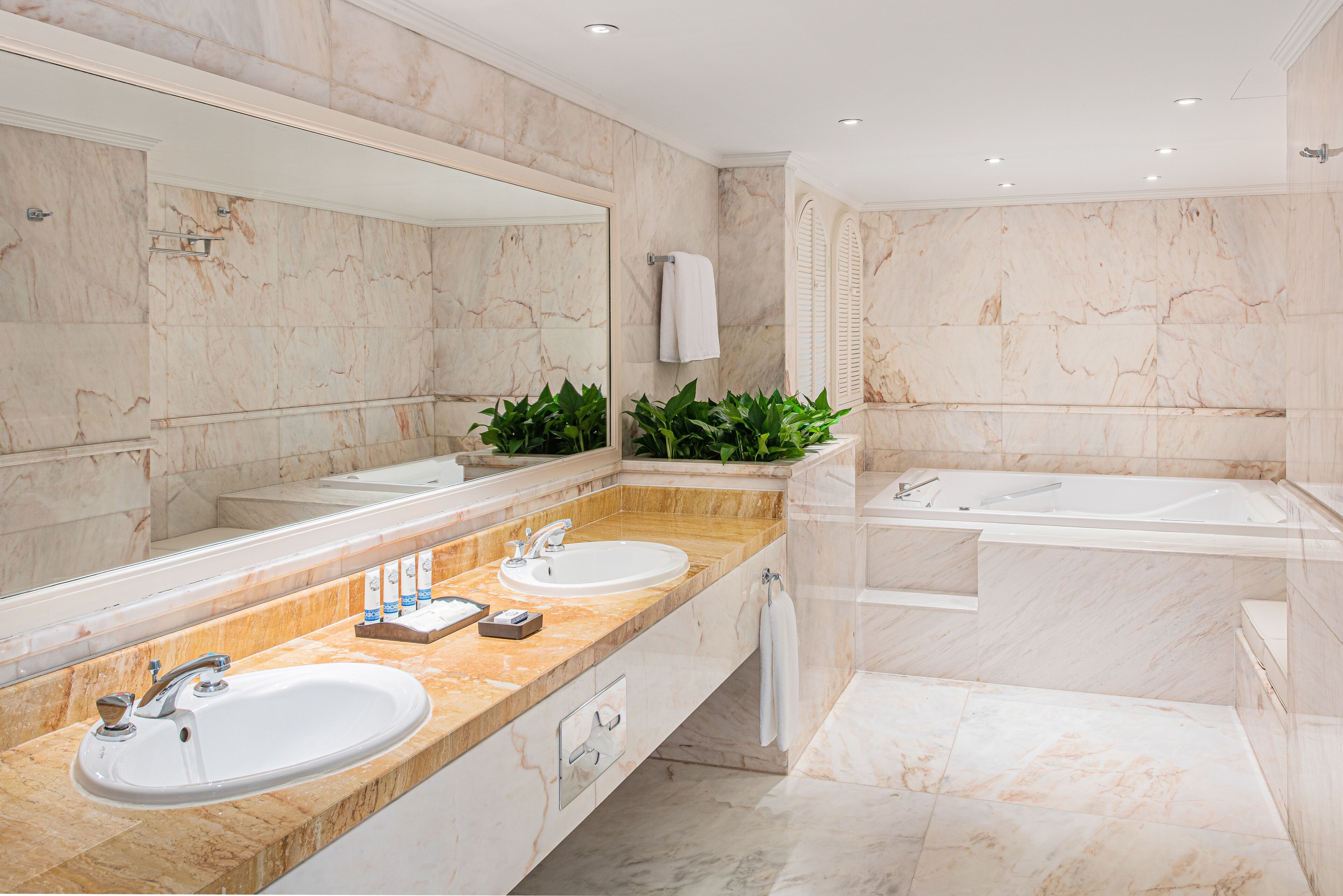 Artyzen Grand Lapa Macau