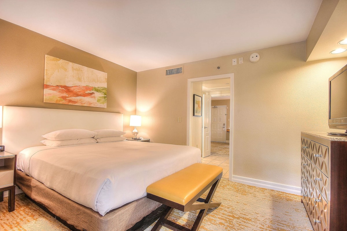 Premium bedding, down comforters, pillowtop beds, in-room safe