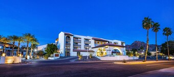 Hilton Phoenix Resort at the Peak