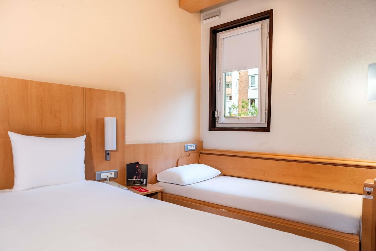 Standard Room, Multiple Beds