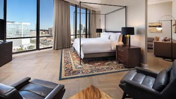 Egyptian cotton sheets, premium bedding, down comforters, pillowtop beds