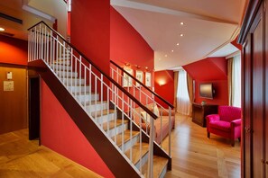 Gioacchino Rossini Suite | 2 quartos, cofres nos quartos, escrivaninha, quartos à prova de som