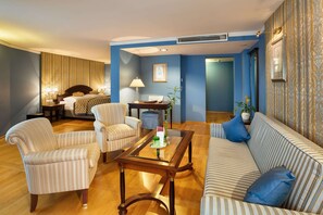 George Gershwin Suite | In-room safe, desk, soundproofing, free WiFi - Austria Trend Hotel Ananas (Vienna)