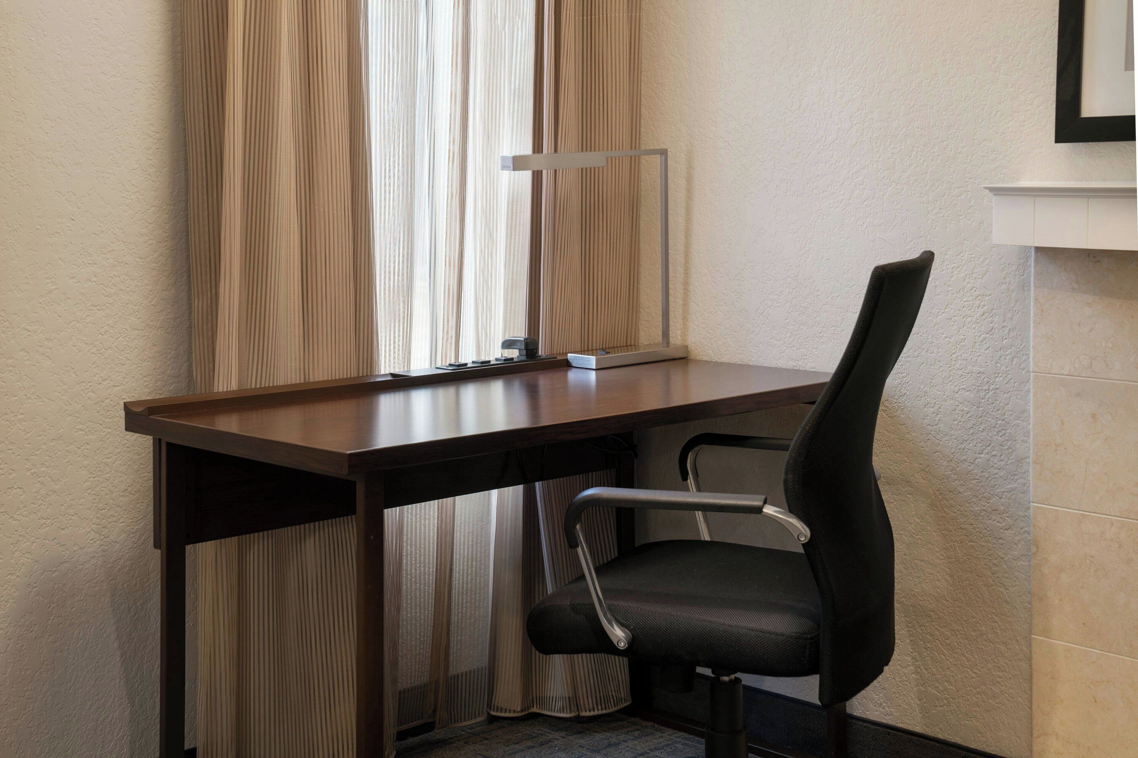 studio, 1 king bed with sofa bed, non smoking | 1 bedroom, in-room safe, desk, iron/ironing board