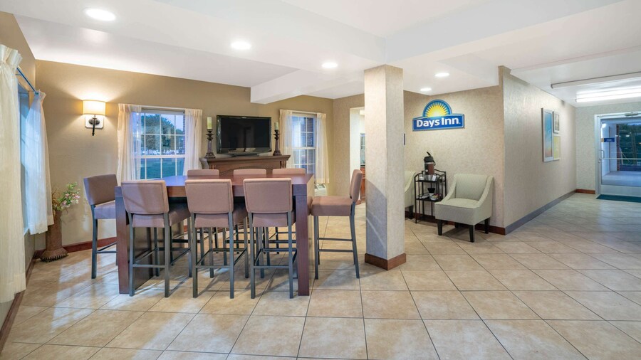 Days Inn by Wyndham Cave City