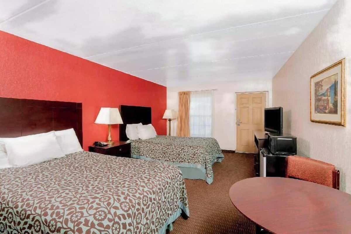 Desk, iron/ironing board, free cribs/infant beds, free WiFi