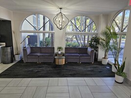 Sala de estar en el lobby