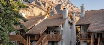 Banff Rocky Mountain Resort