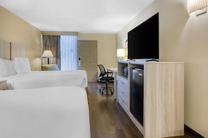 Standard Room, 2 Double Beds, Accessible, Non Smoking | Hypo-allergenic bedding, pillowtop beds, in-room safe, desk - Best Western Battlefield Inn-Manassas (Manassas)