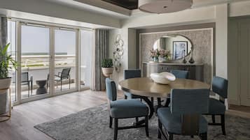 Ropa de cama de alta calidad, cubrecamas y colchones con pillow-top