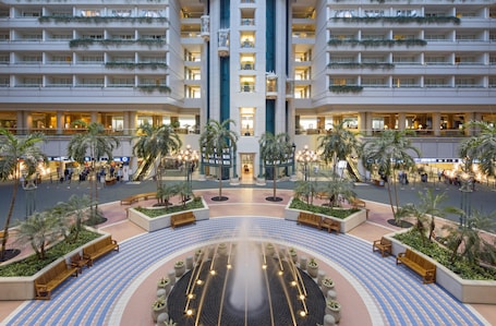 Exterior. Hyatt Regency Orlando International Airport