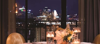 Radisson Hotel Cincinnati Riverfront
