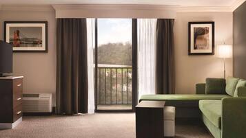 Suite, 1 King Bed with Sofa bed, Non Smoking | Desk, blackout drapes, iron/ironing board, free WiFi