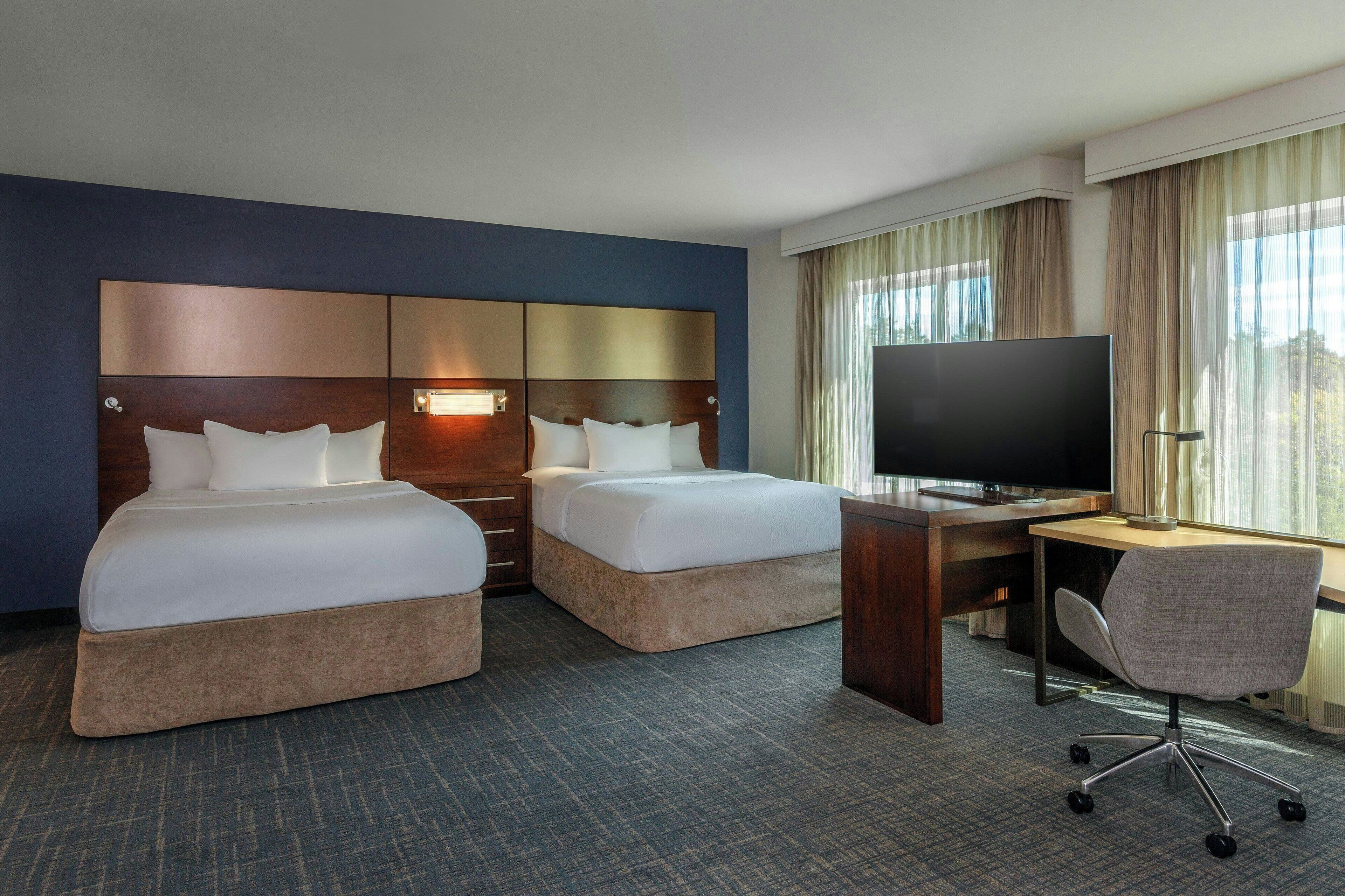 Studio, Multiple Beds | In-room safe, desk, laptop workspace, iron/ironing board