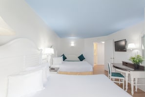 Premium Suite, 1 Bedroom | In-room safe, iron/ironing board, free WiFi, bed sheets