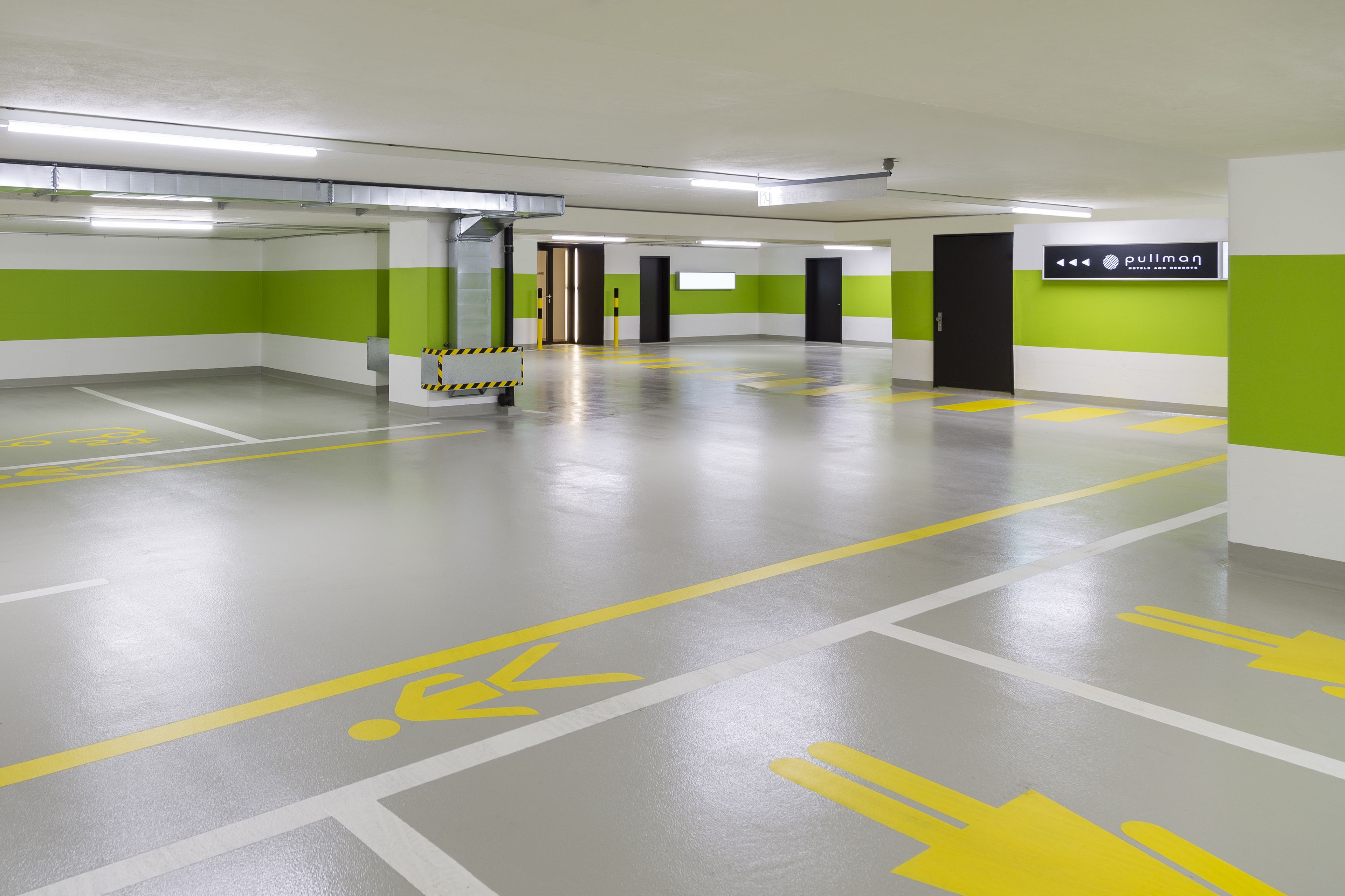 self-parking (surcharge) 27 per night