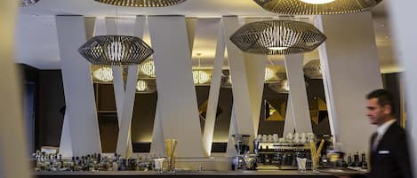 Bar (en la propiedad)