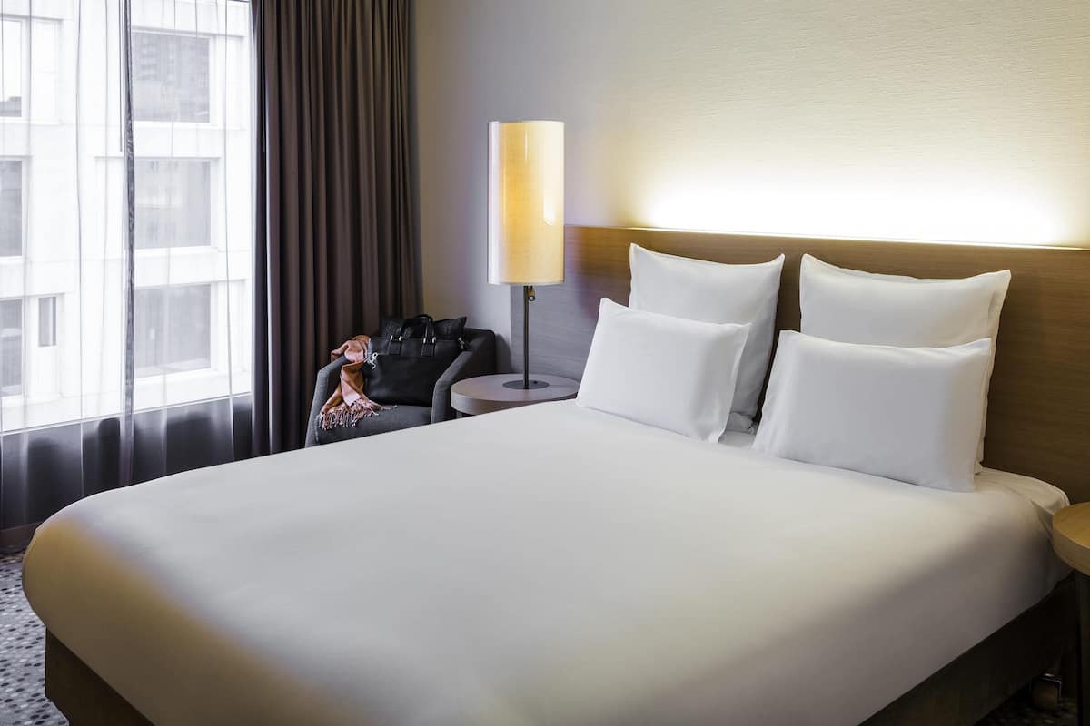 Classic Room | Premium bedding, minibar, in-room safe, desk