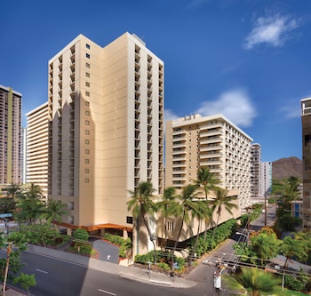 Hyatt Place Waikiki Beach