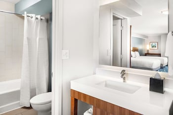 Shower, designer toiletries, hair dryer, towels at Hyatt Place Waikiki Beach