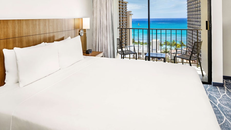 Hyatt Place Waikiki Beach