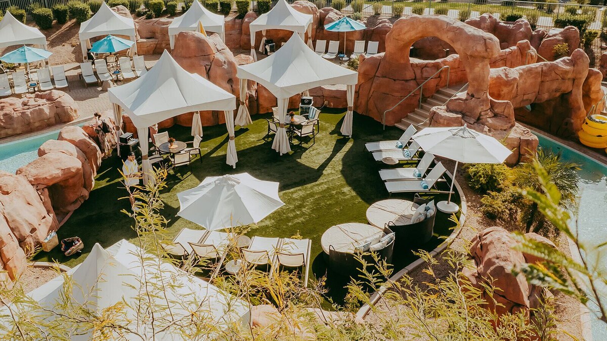 Arizona Grand Resort & Spa water park