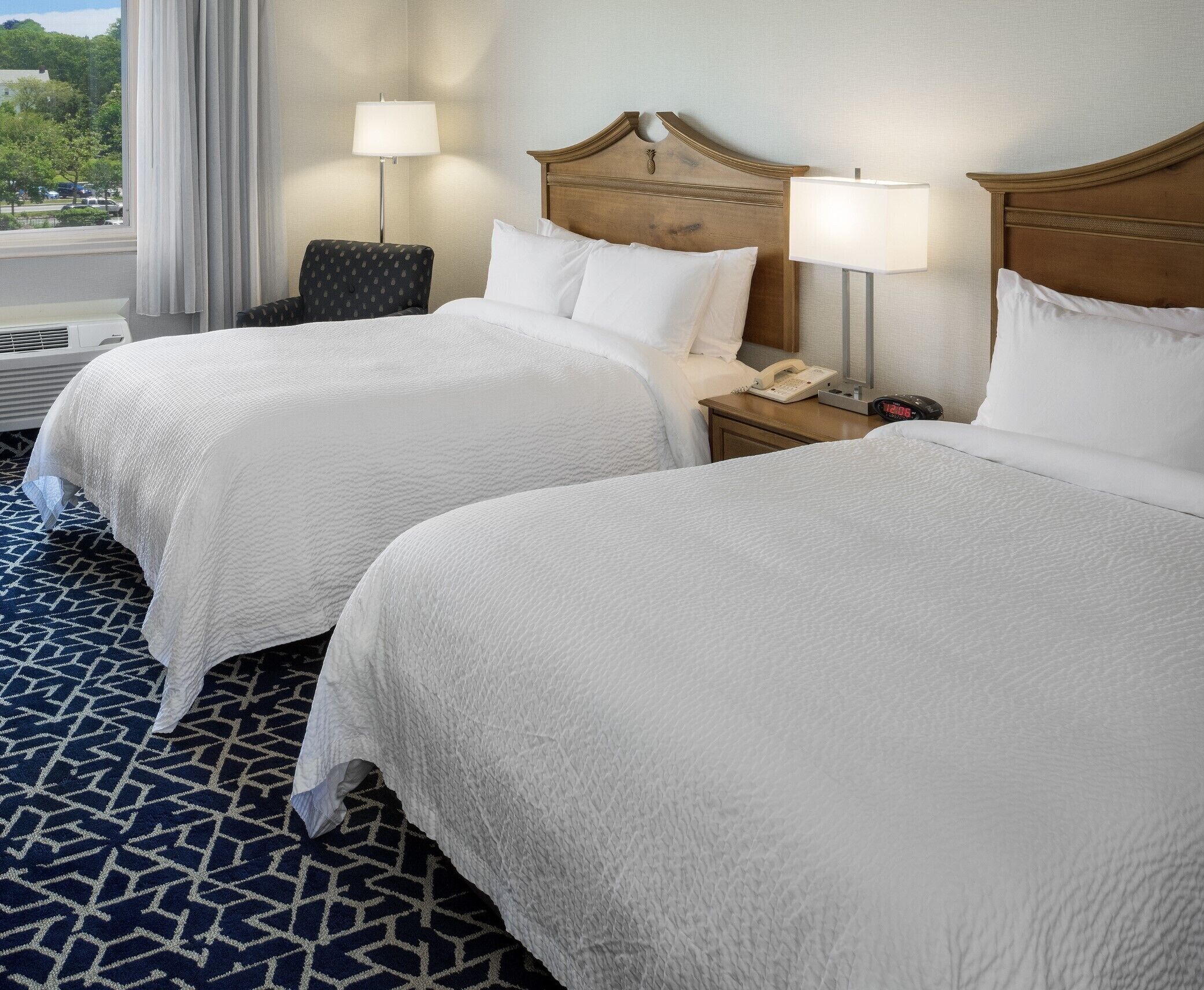 1 bedroom, hypo-allergenic bedding, pillow-top beds, desk