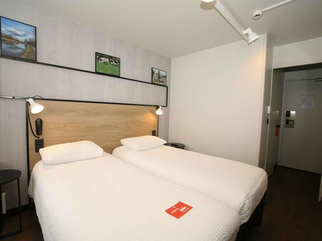 Standard Room, 2 Single Beds