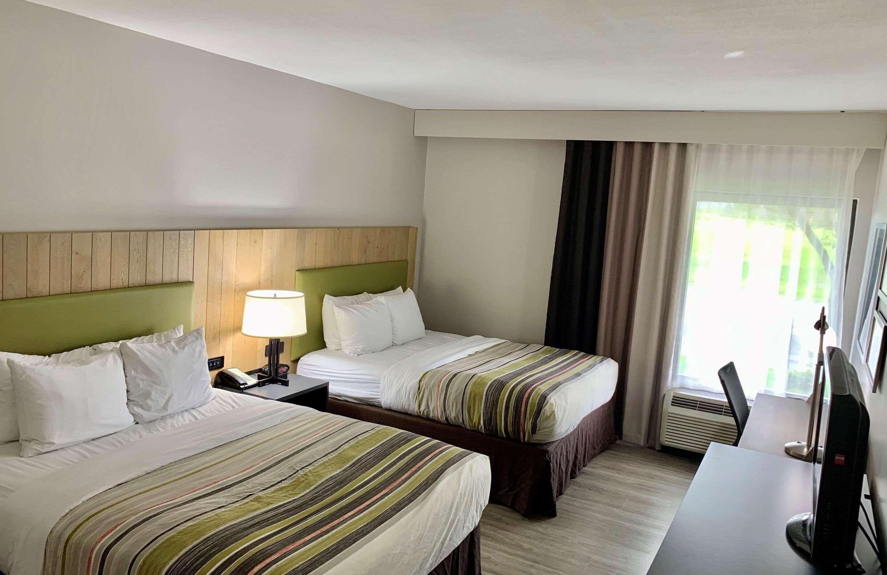 In-room safe, desk, laptop workspace, blackout curtains