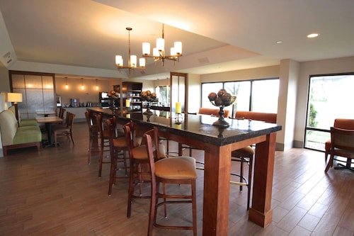 Country Inn & Suites by Radisson, Sandusky South, OH