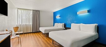Signature Inn Miami