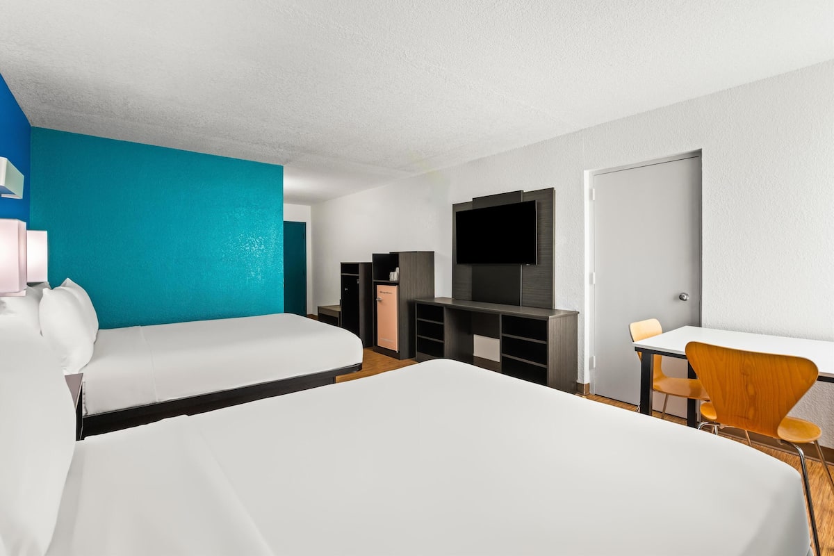 Zimmer, 2 Queen-Betten