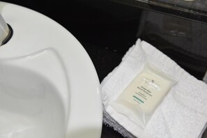 Shower, towels
